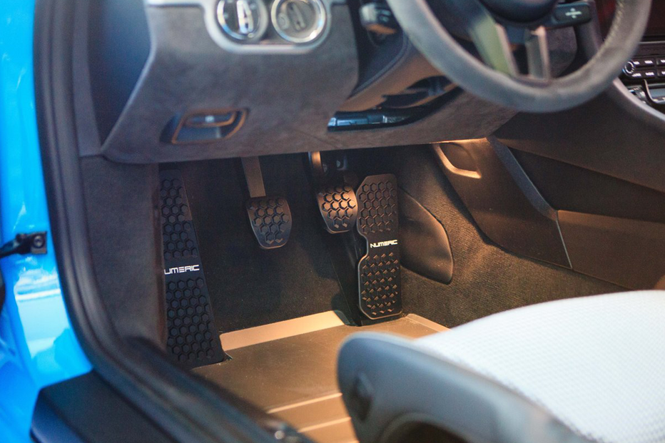 Numeric Racing Pedals Numeric Racing Pedals (991/992/981/718) Installation Guide